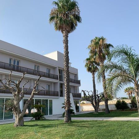 פורטו צ'זראו Hotel Posidonia מראה חיצוני תמונה