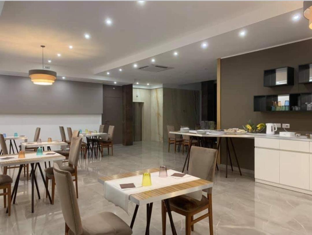 פורטו צ'זראו Hotel Posidonia מראה חיצוני תמונה