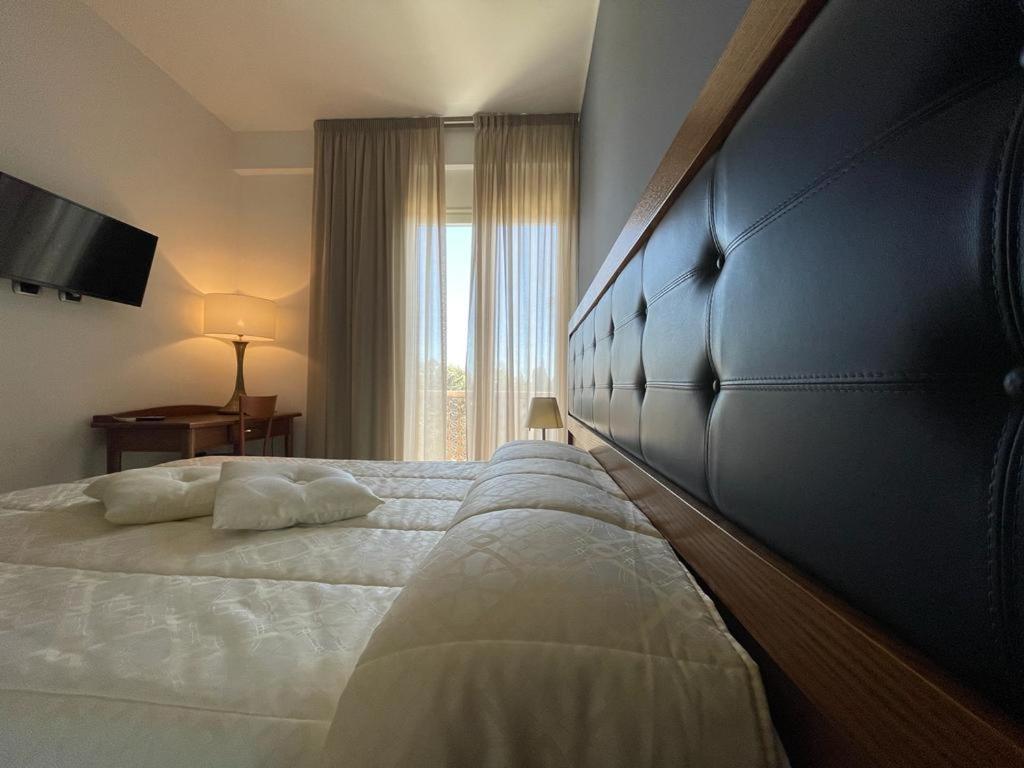 פורטו צ'זראו Hotel Posidonia מראה חיצוני תמונה