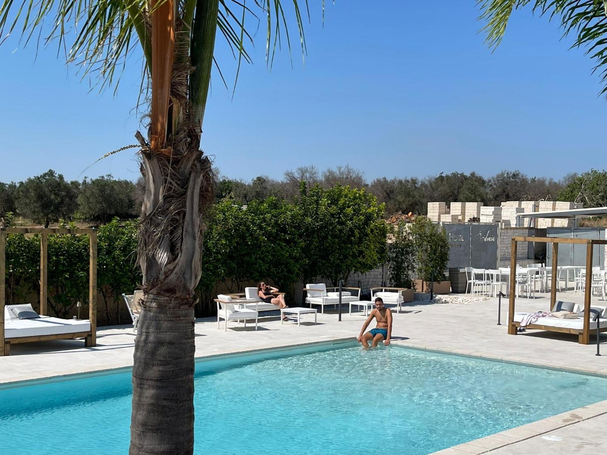 פורטו צ'זראו Hotel Posidonia מראה חיצוני תמונה